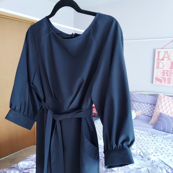 Midi dress - Picture 2 of 2